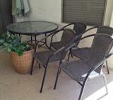 Bistro Table w 4 Chairs, Umbrella