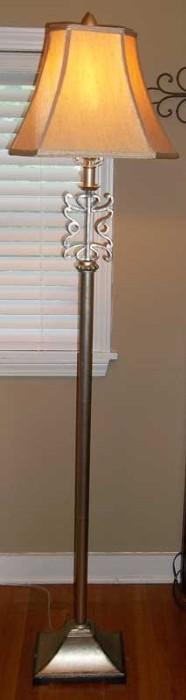 ANOTHER REALLY NICE FLOOR LAMP