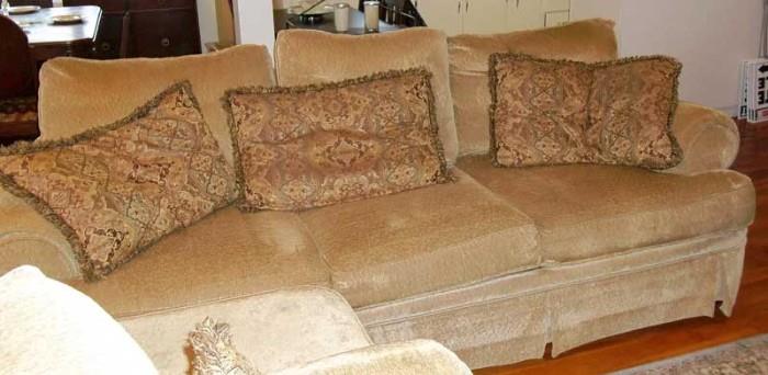 GREAT OVERSIZED SOFA ~ SEE MATCHING CHAIR & OTTOMAN ~ NICE PILLOWS