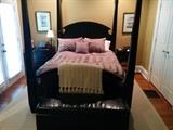 Black, wood 4-poster bed, queen size