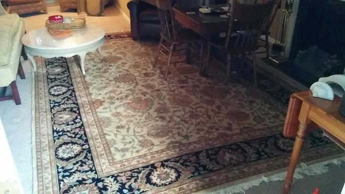 !00% wool, hand-woven Indo-Persian rug, 8 x 10