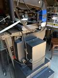                                 AMT 14" band saw