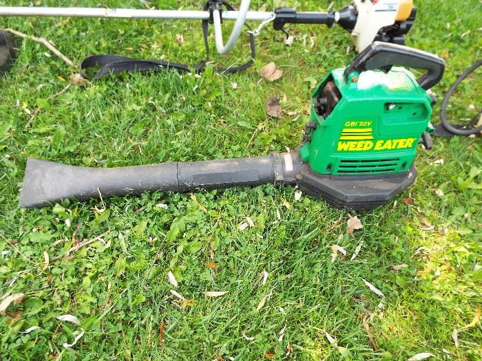 Weed Eater blower/vac