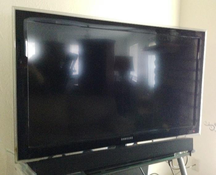 38 " flat screen TV