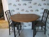 Drop leaf table w/ 4 chairs