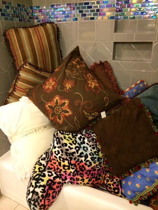                     A variety of decorative pillows