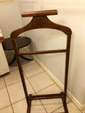                                Man's valet stand