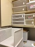               Large assortment of organizing units
