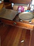 Vintage French Weighing/Balance scale