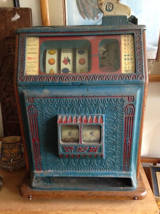 Vintage 1900's Watling Twin jackpot slot machine
