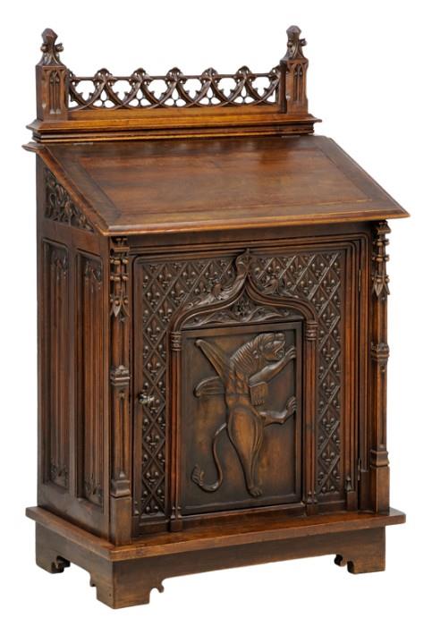LOT 7: A GOTHIC REVIVAL LECTERN