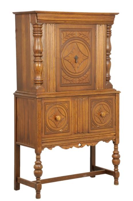 LOT 70: A RENAISSANCE REVIVAL CABINET ON STAND