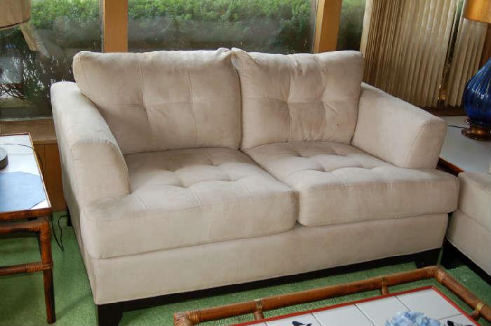 Contemporary sofa and chair set