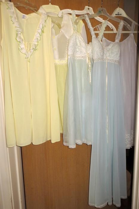 Vintage and retro women's nightgowns
