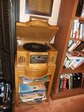 In Cabinet Philco Stereo & Turntable