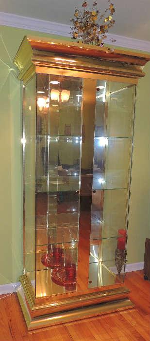 NOT TO BE MISSED!  BEAUTIFUL BRASS/GLASS CURIO