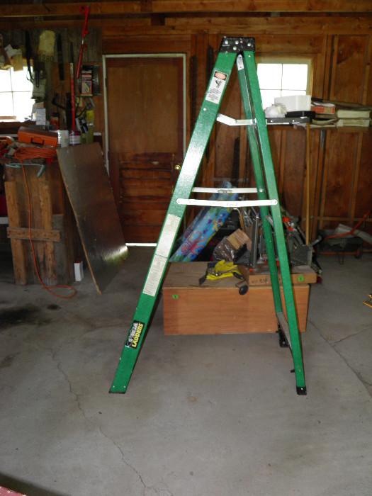 Gorilla Fiberglass Step Ladder