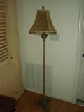 Floor lamp