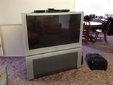 Panasonic TV HDTV, High Definition Sound, S-Video, Video4, L-and10 in-R jacks.  47" screen.  Complete with CD and DVD players. It is in working condition.