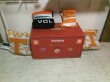 Full photo Vols trunk and other Vols items.