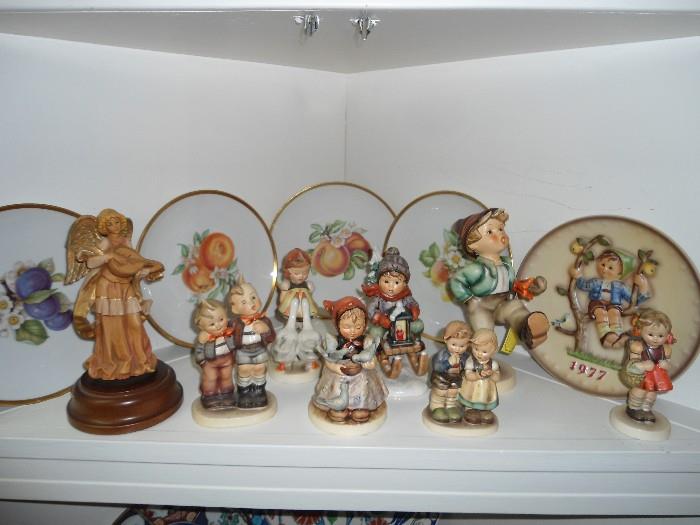 Hummel's,  Bavaria Fruitplate collection. ... Goose Girl, Max & Moritz, Gir with Basket, "We Congratulate" Boy/Girl with basket., Small Cindrella, Sleigh Boy with Christmas Tree, "Happy Travels.....ALL in Excellent condition... Put on a shelf and displayed for years...