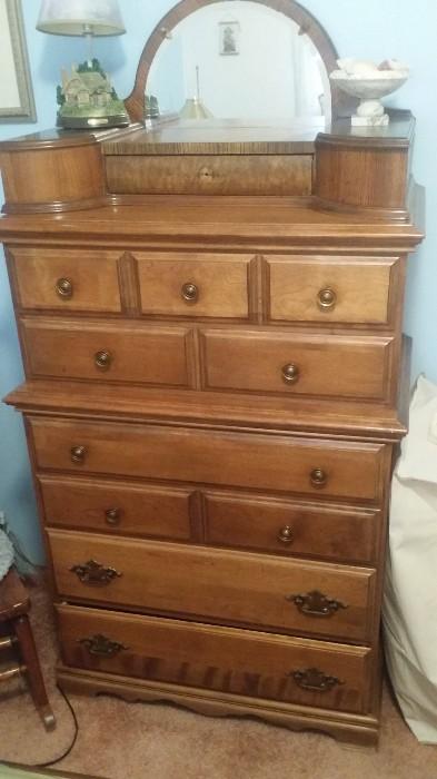 ANTIQUE BIRCH CHESTER DRAWERS