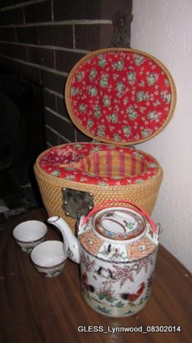 Chinese Ceremonial Tea Set (Rooster motif)
