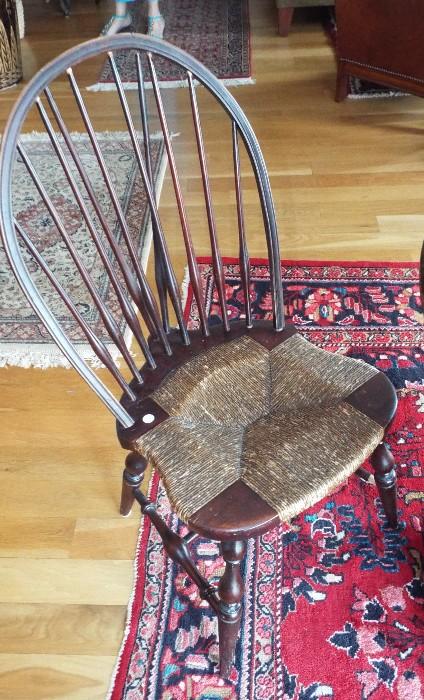ANTIQUE WINDSOR RUSH SEAT CHAIR