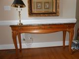 THOMASVILLE MARBLE TOP FOYER TABLE
