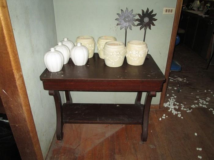 Pots--table