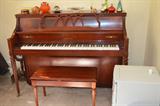 Yamaha Upright 59" Piano