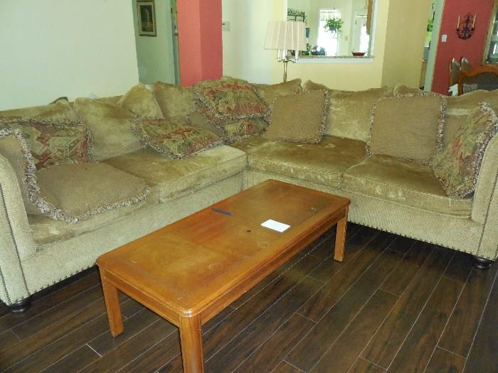 sectional couch (light brown), coffee table