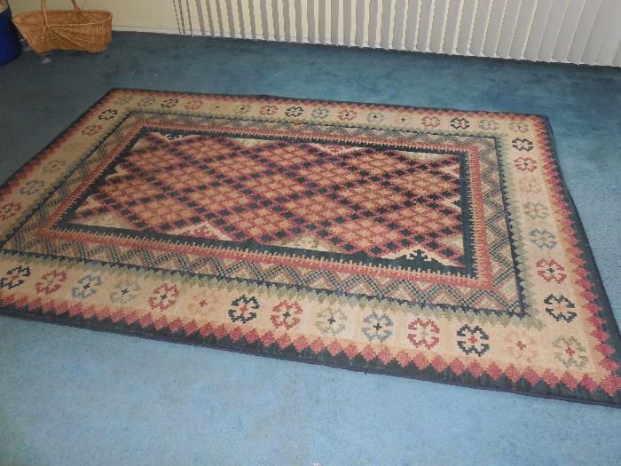 nice looking area rug