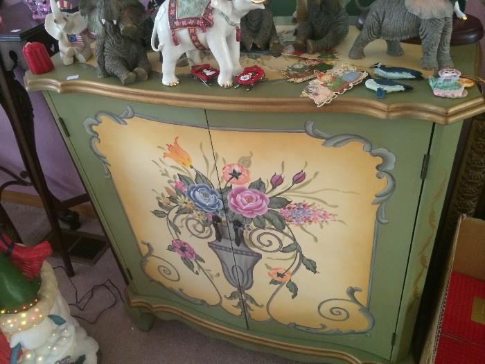 Second hand painted chest