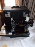 Small Portable Singer Sewing Machine