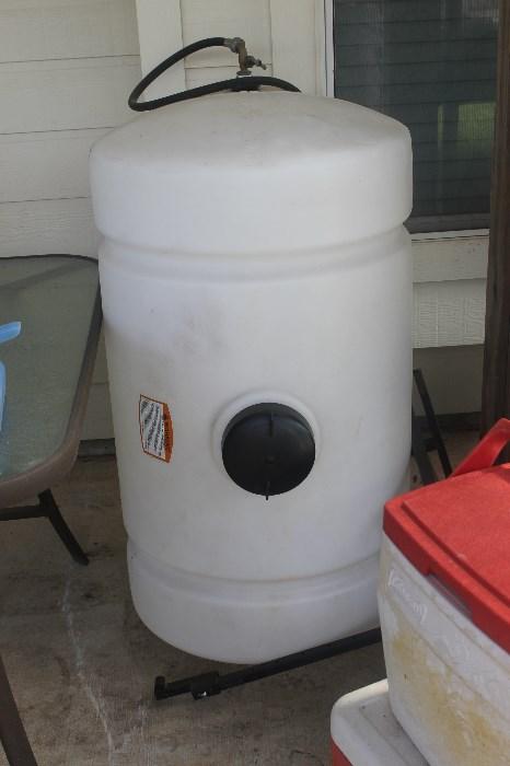 65 Gallon Water Container