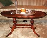 Antique Duncan Phyfe Style Oval Pie Crust Edge Coffee Table