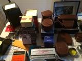 1956 Voigtlander "Objektiv" camera and optics lot $950, Mimaya movie and film Camera, Also Minolta, Vivitar, Polaroid and Rollei's, transistor radio
