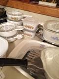 Classic Corning, Pyrex, tupperware 