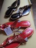 New old stock ladies Siamese sandals
