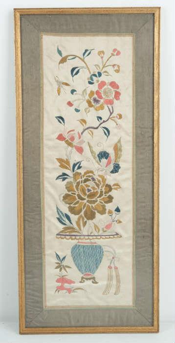 Lovely Framed Silk Chinese Embroidery