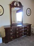 Queen bedroom set Dresser with Mirror.