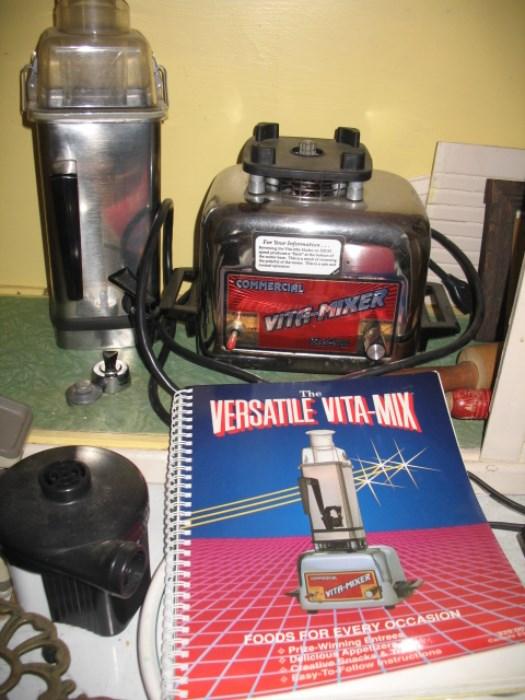 Vintage Vita Mix mixer