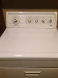 Kenmore Elite, Dryer. Extremely well kept. Large capacity.