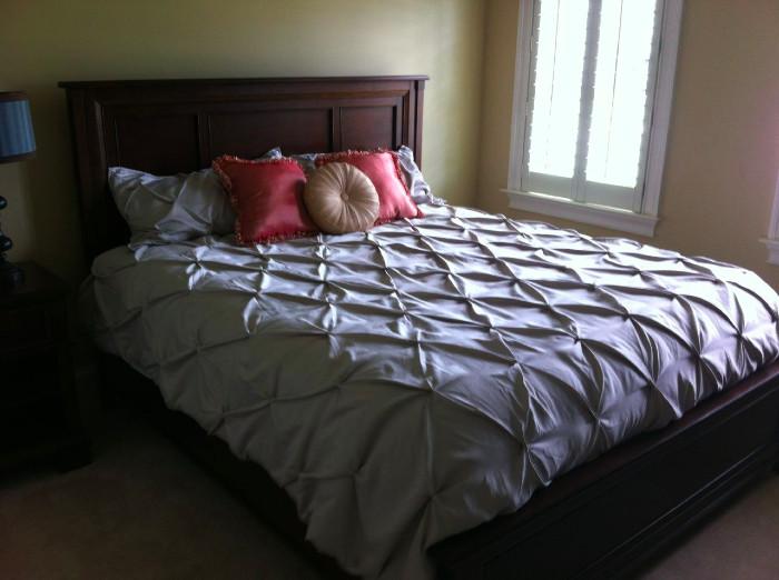 King size bed (comforter not for sale)