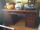 Desk $ 140.00