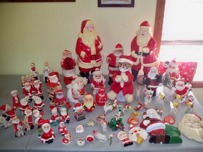 Lots of Vintage Santa's!