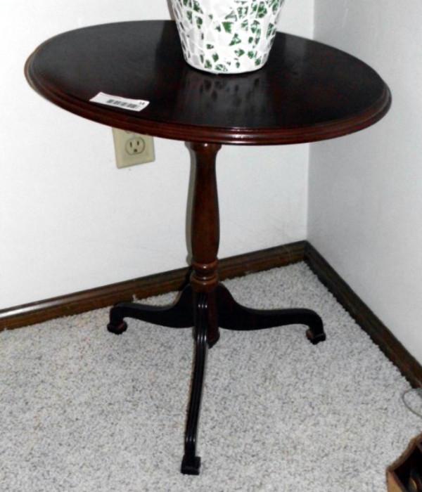 Oval Pedestal Table  