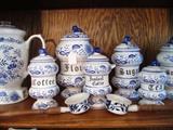 VINTAGE BLUE AND WHITE