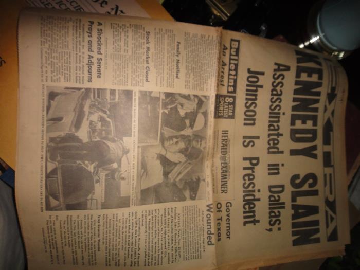 6 complete newspapers from the Kennedy assassination. Original not replications